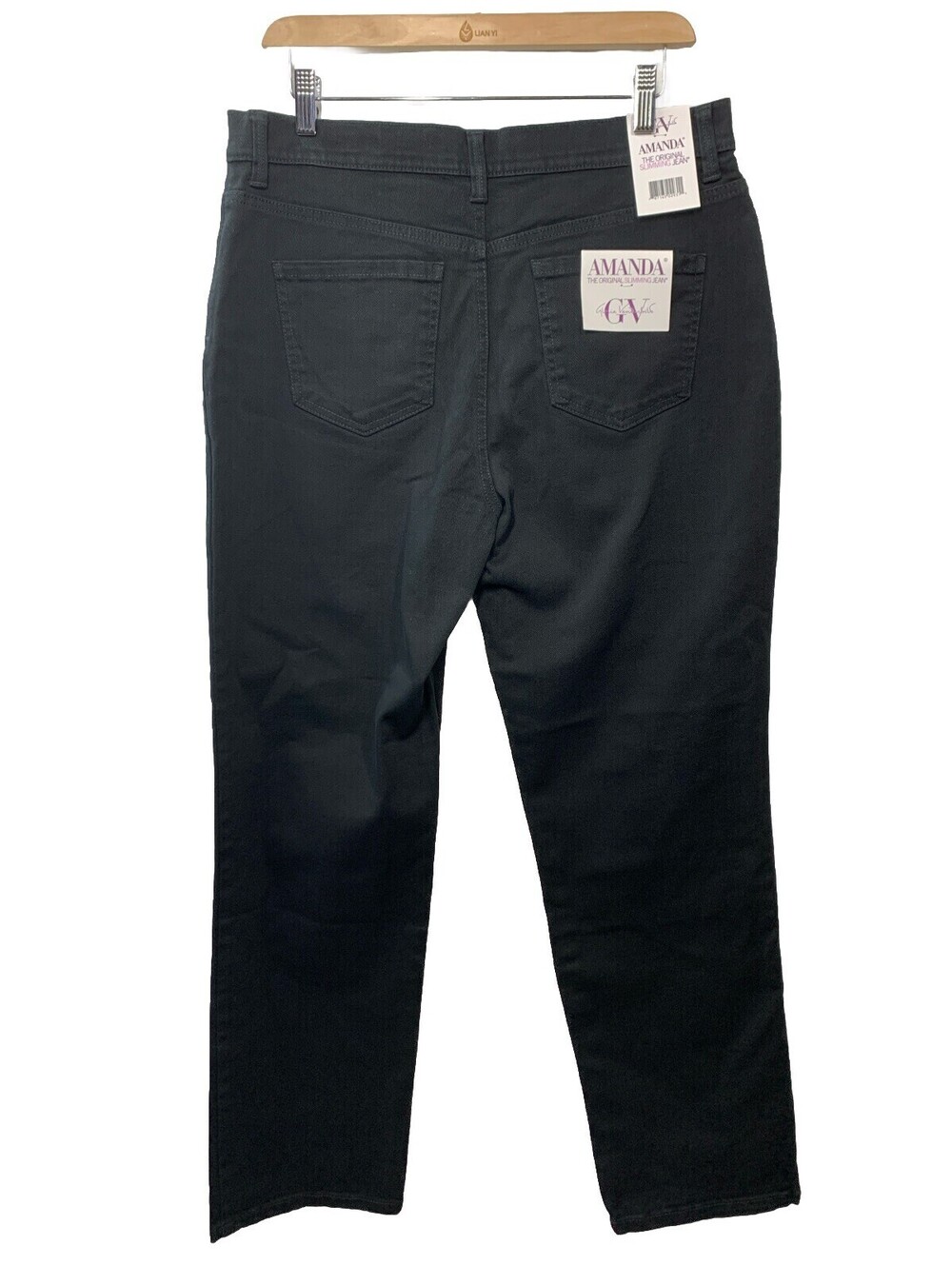 Gloria Vanderbilt Women's Amanda Classic High Rise Tapered Jean, Black Size 12